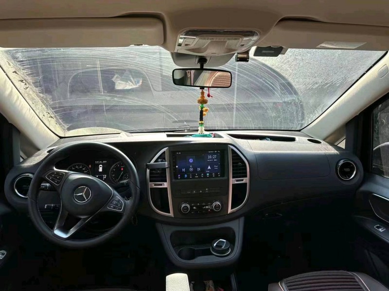 邵阳22年奔驰威霆3