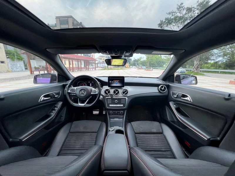 汕头16年奔驰CLA7