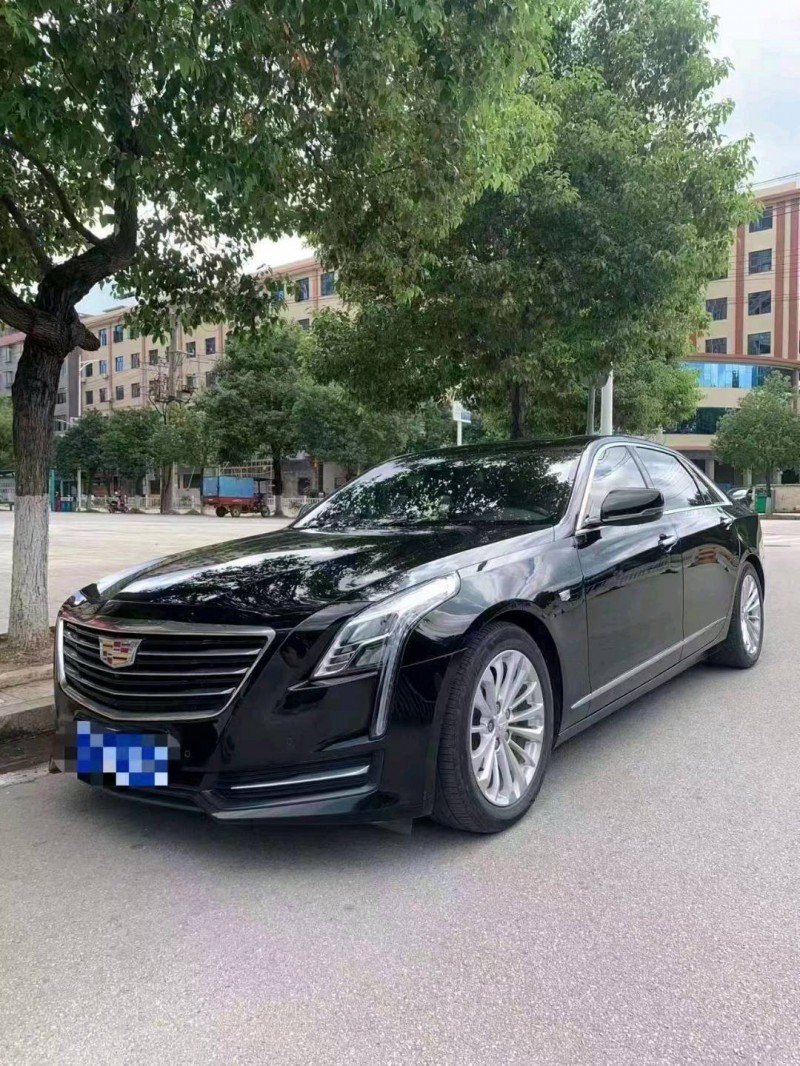 湘潭17年凱迪拉克CT62