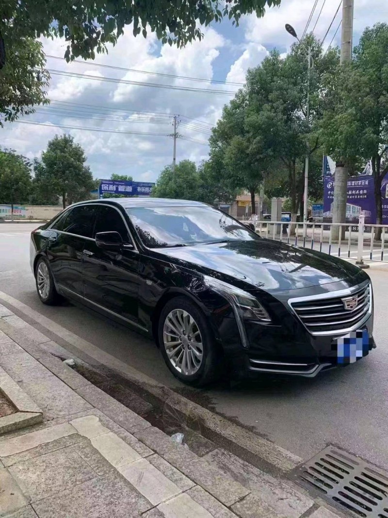 湘潭17年凱迪拉克CT65