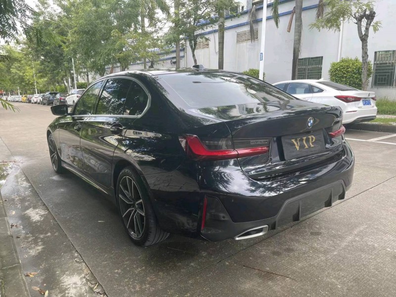 广州22年宝马3系7