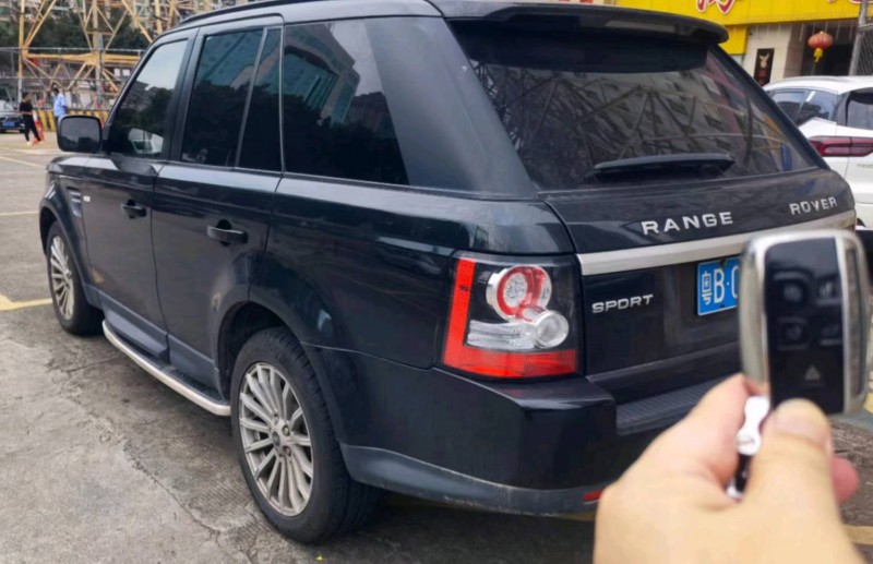 广州13年路虎揽胜运动8