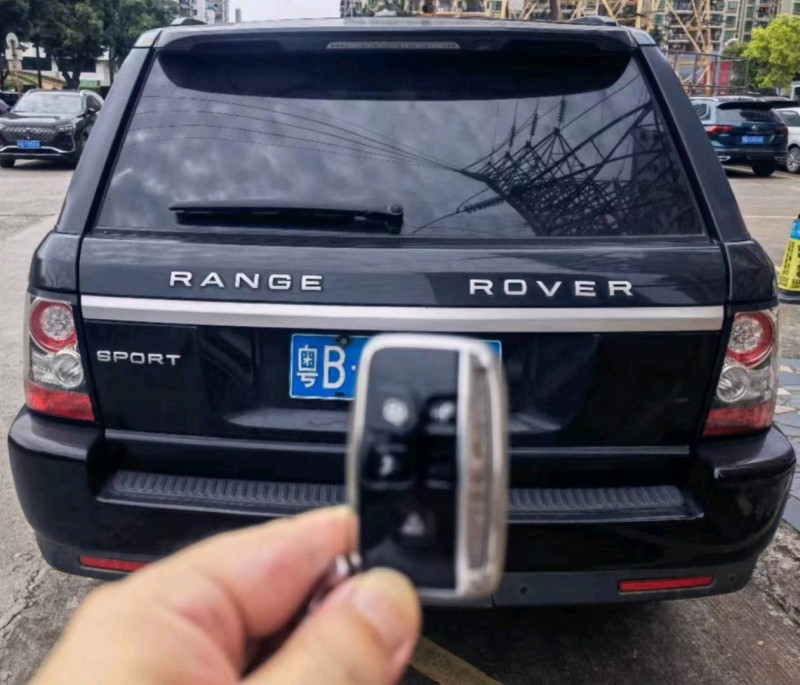 广州13年路虎揽胜运动9