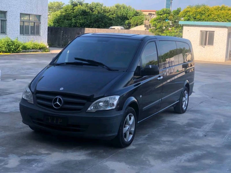 广州14年奔驰威霆4