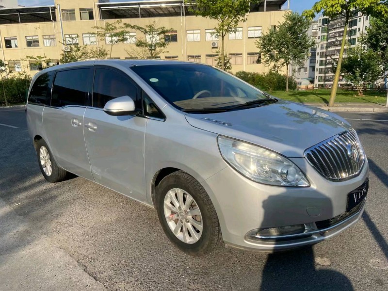 广州11年别克GL82