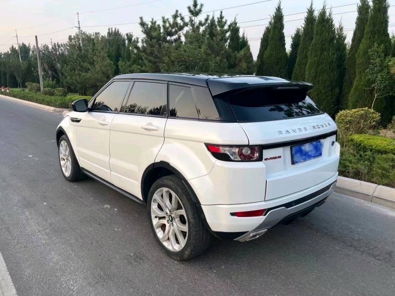 东营15年路虎极光6