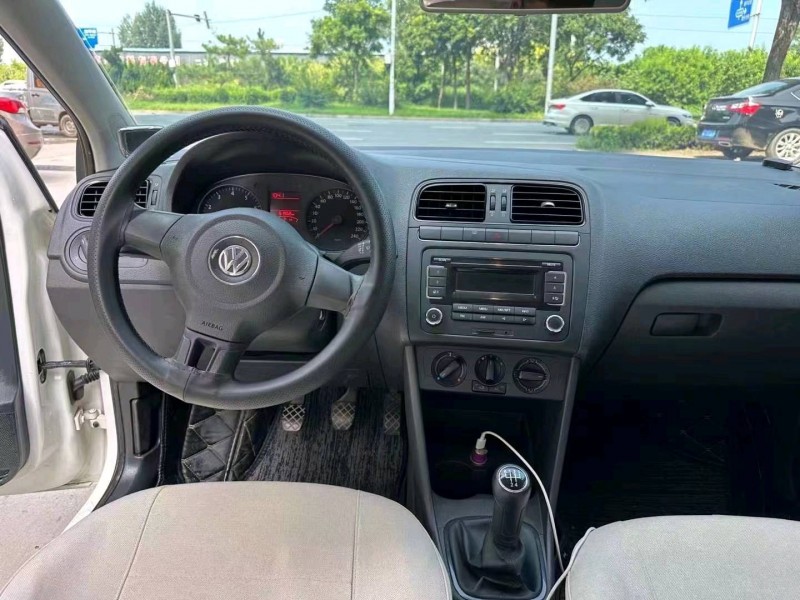 邢台14年大众polo5