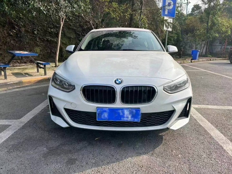 宜昌21年寶馬1系1