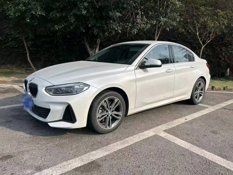 宜昌21年宝马1系3