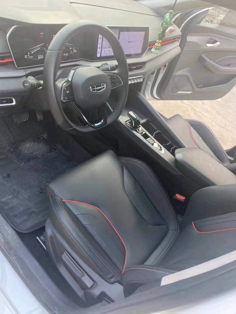 济南23年吉利缤瑞4