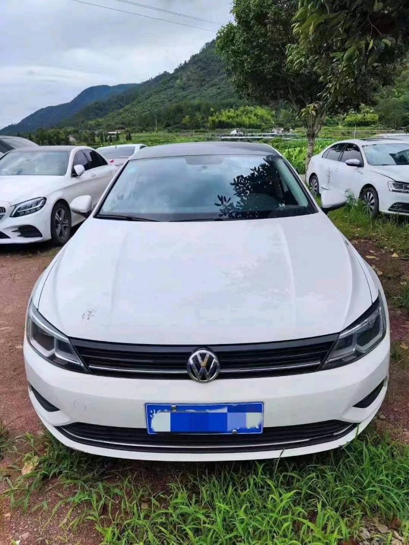 嘉兴18年大众凌渡1