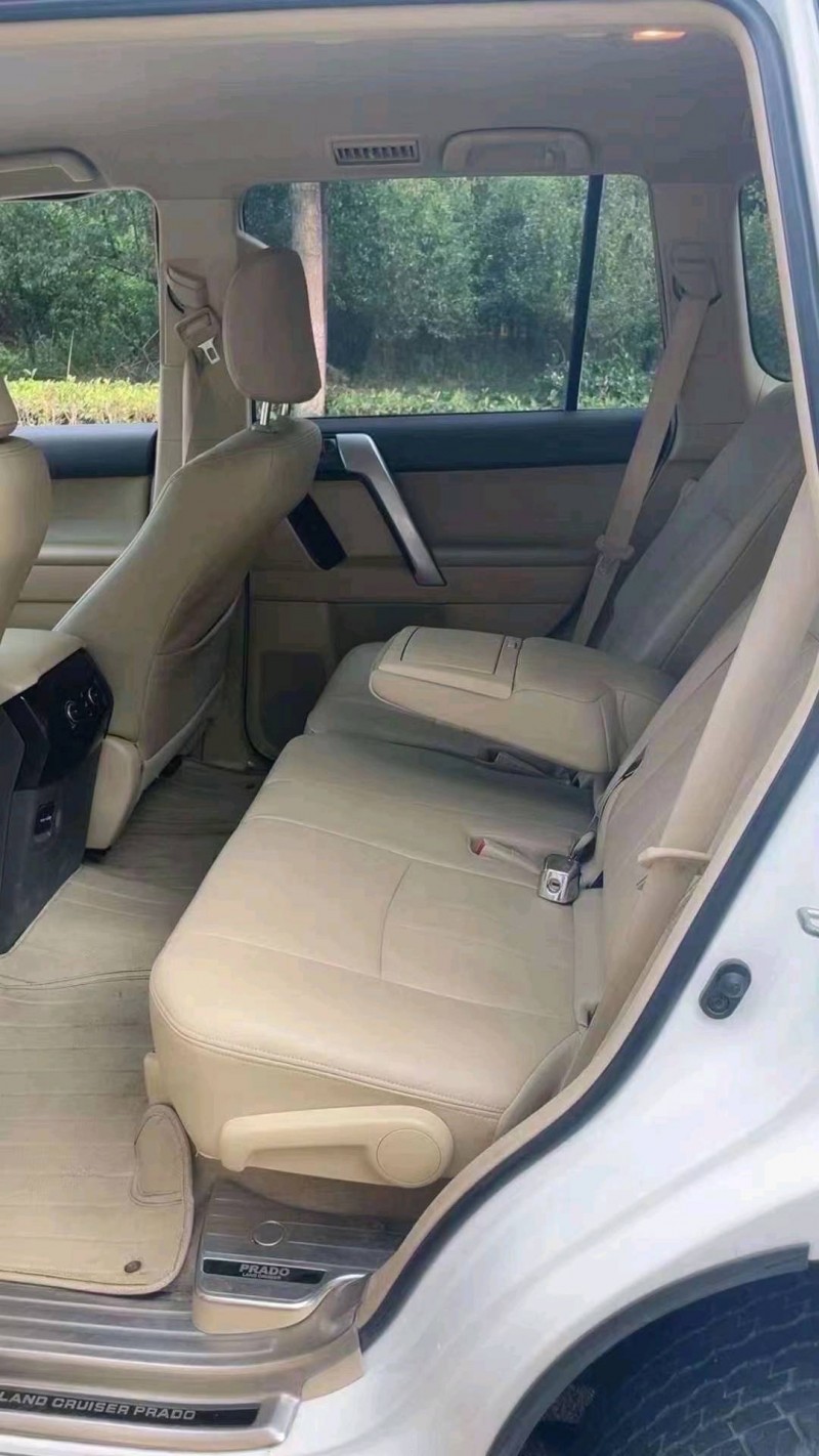 济南15年丰田普拉多6