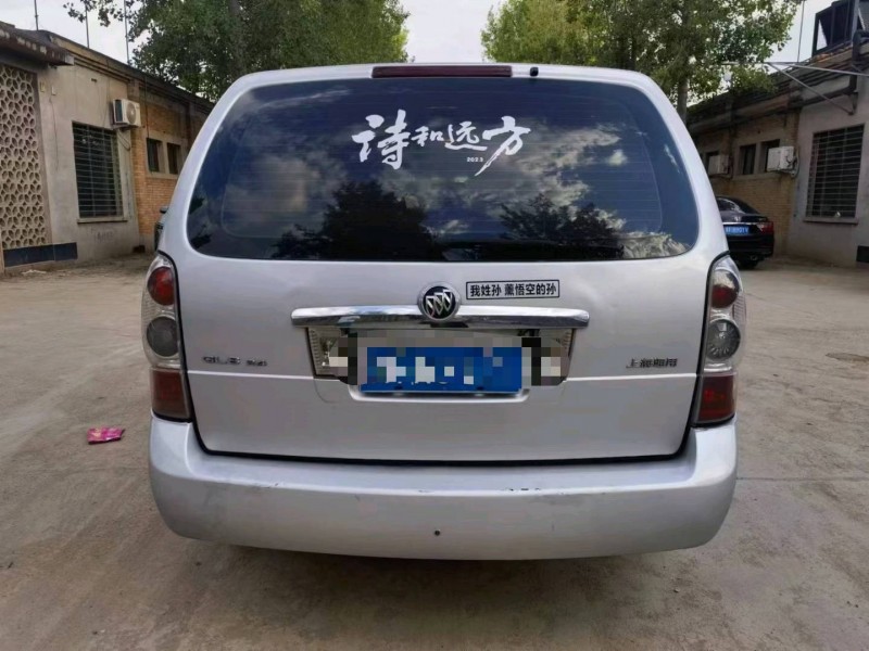 保定13年别克GL89