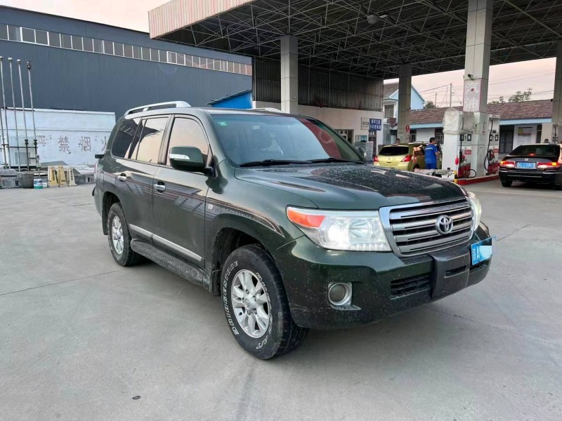 济南12年丰田兰德酷路泽2