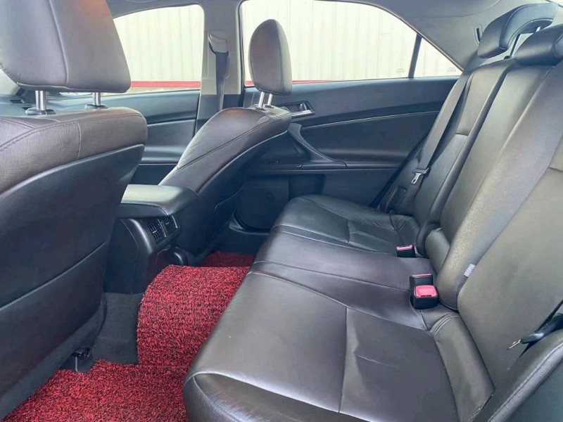 徐州16年丰田锐志5