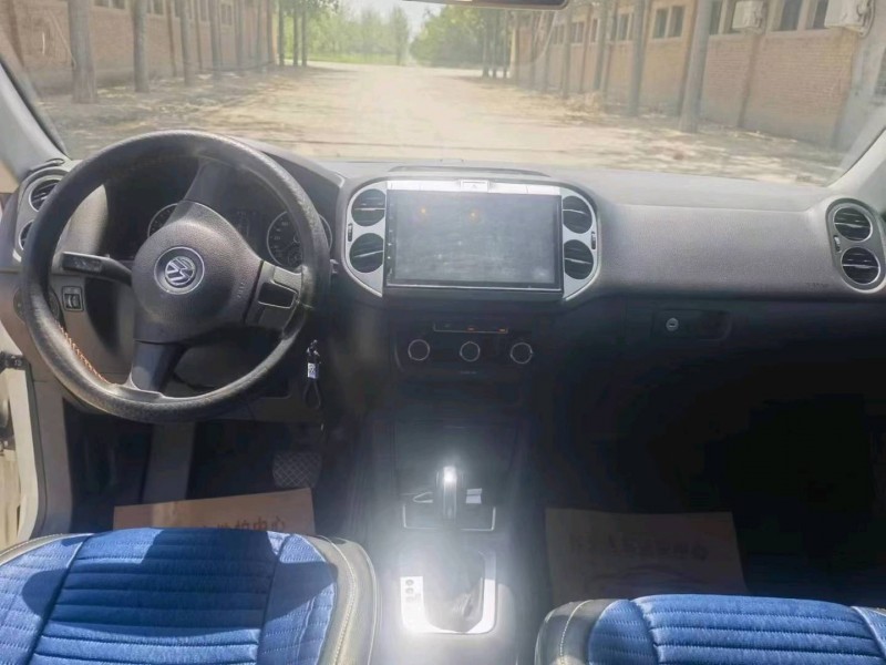 保定16年大众途观5