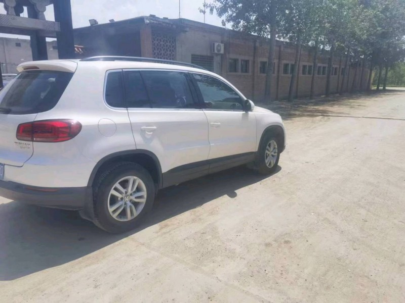 保定16年大众途观7