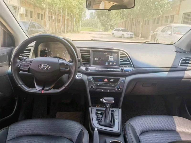 保定18年现代领动5