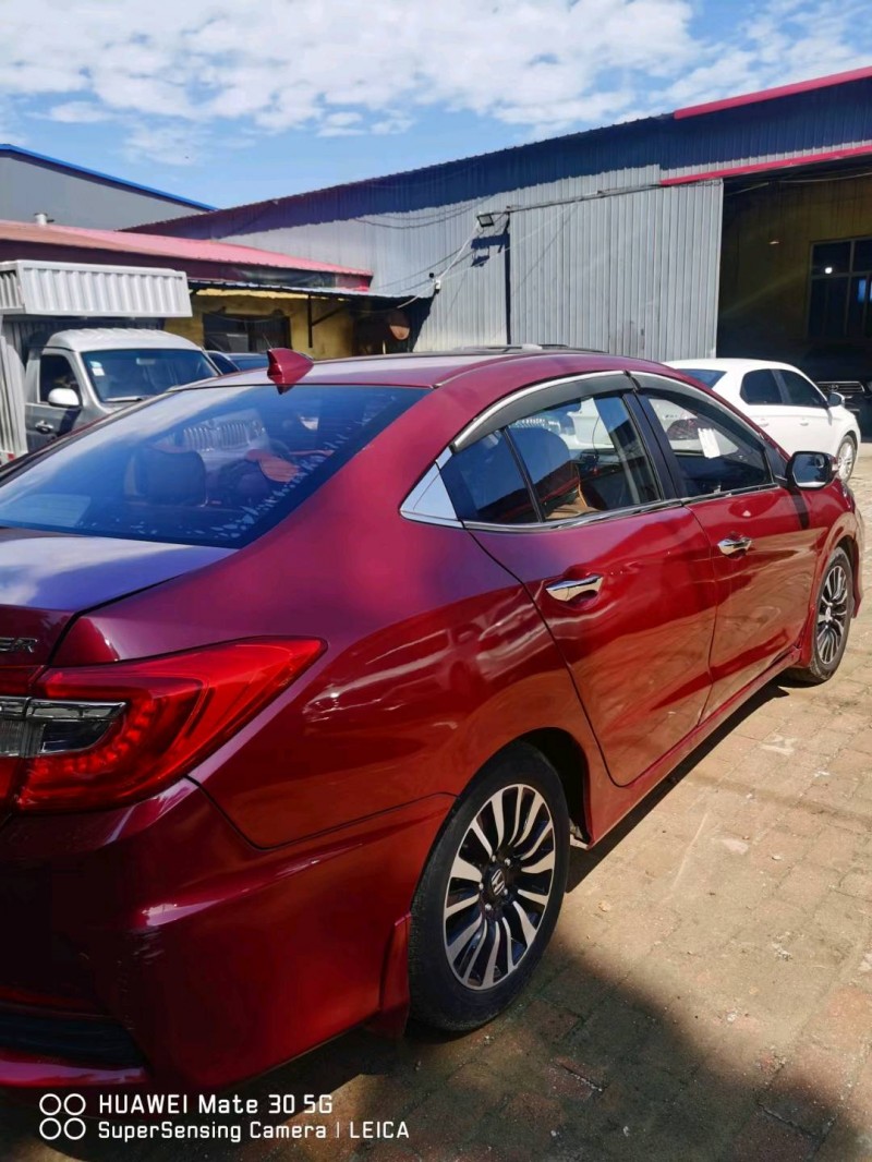 保定15年本田凌派8