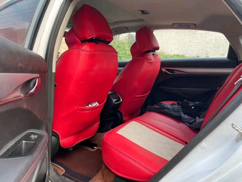 济宁20年吉利缤瑞5