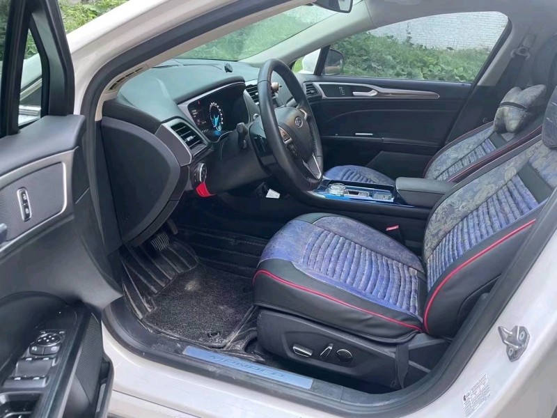 济南17年福特蒙迪欧6