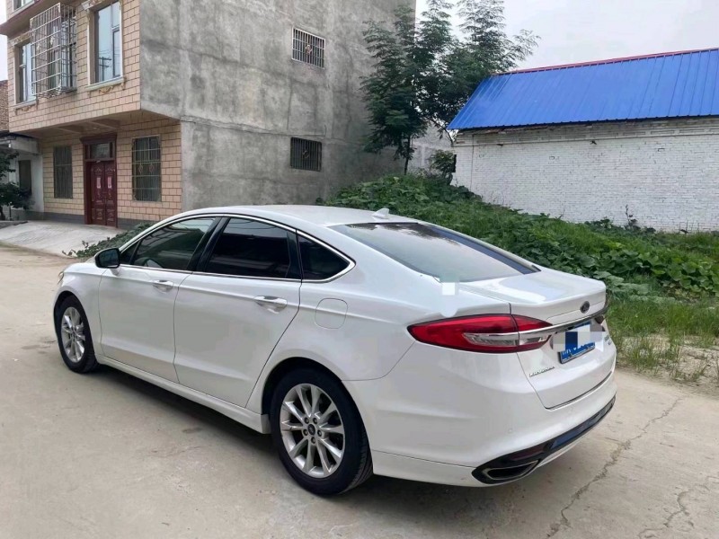 济南17年福特蒙迪欧8