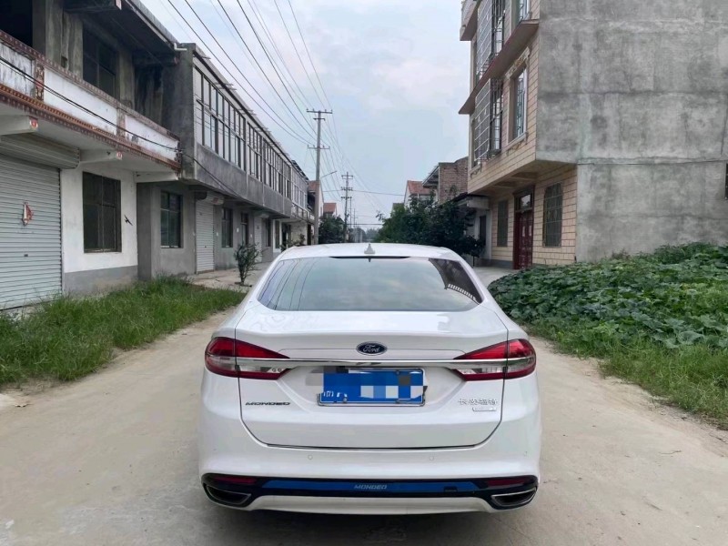 济南17年福特蒙迪欧9