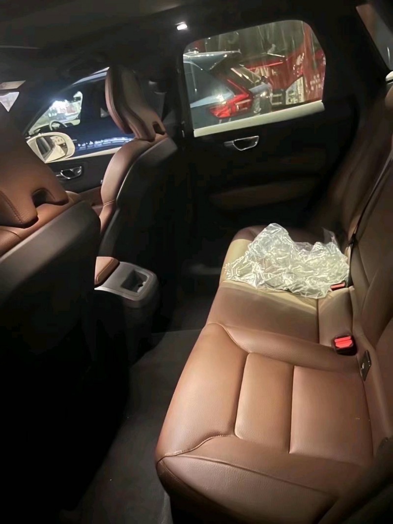 嘉兴22年沃尔沃XC607