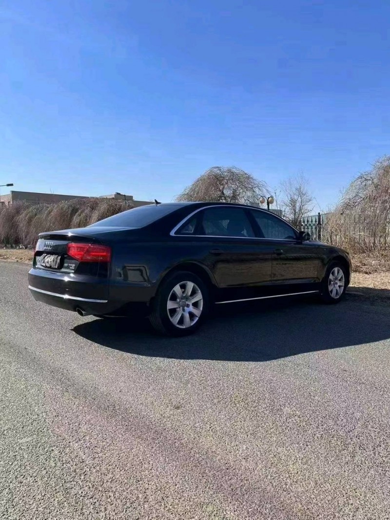 沈阳14年奥迪A8L4