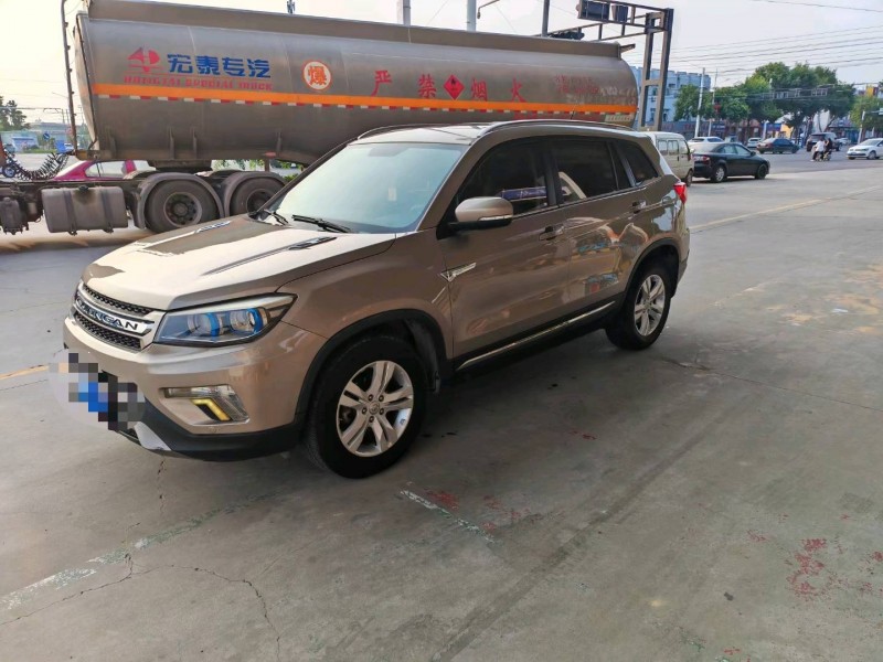 保定16年長安汽車CS752