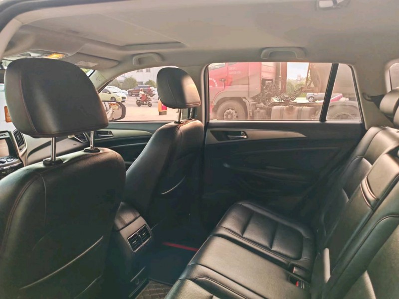 保定16年長安汽車CS755