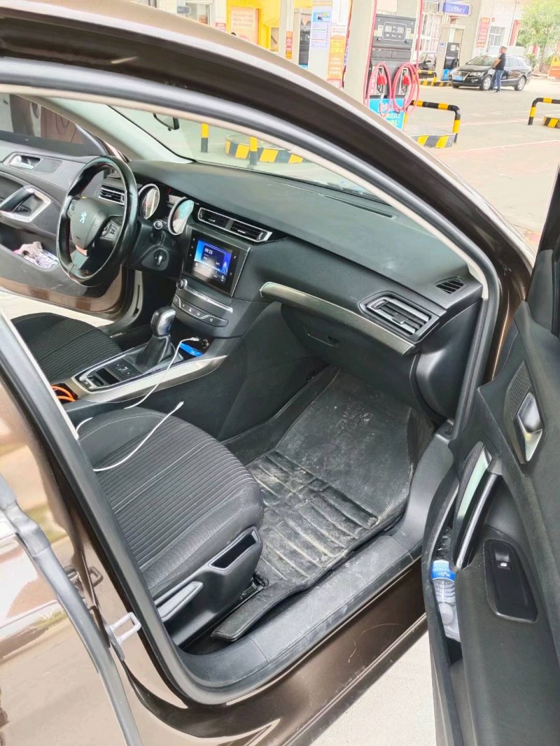 保定15年标致4086