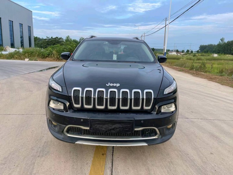 徐州16年Jeep自由光1