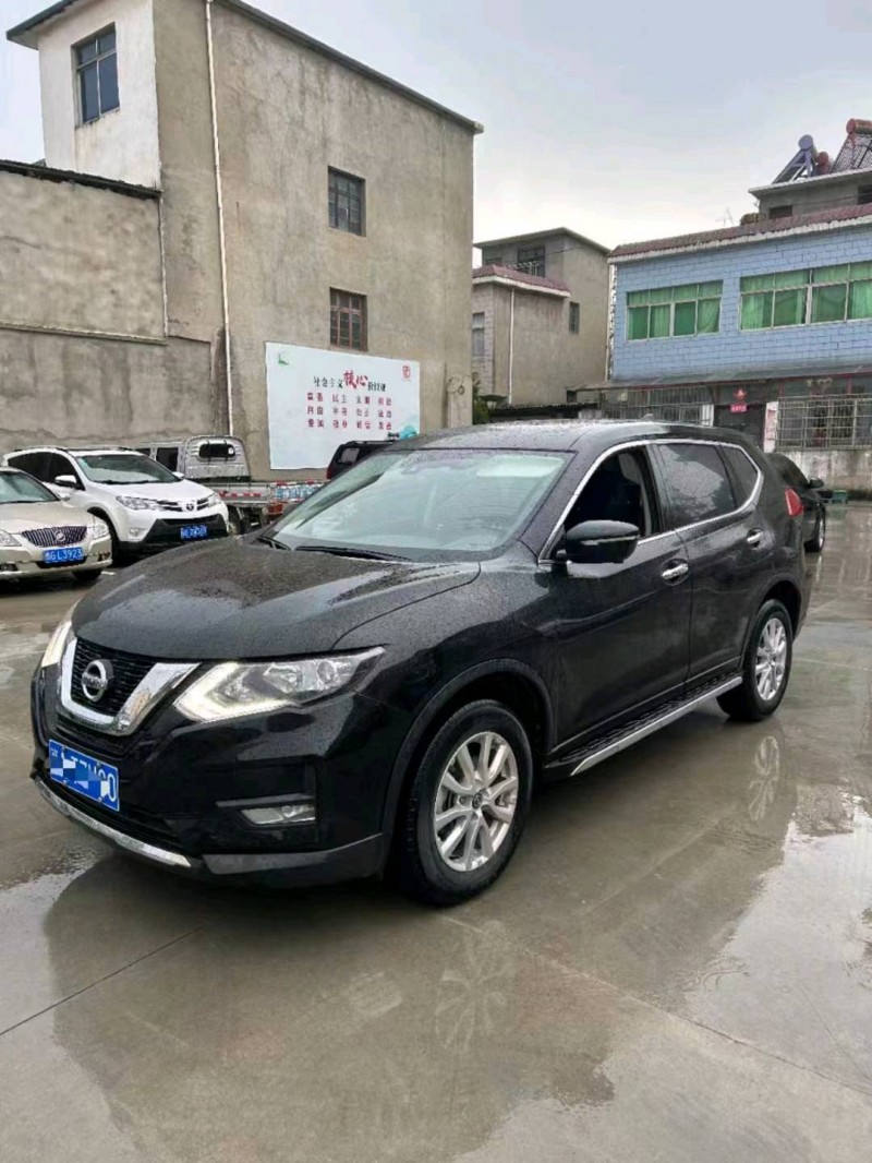 萍鄉21年日產奇駿2
