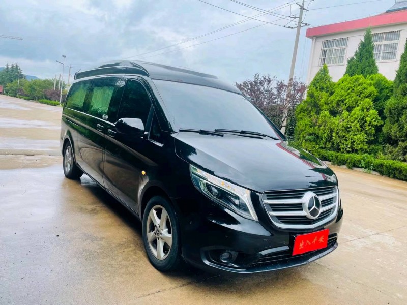 烟台19年奔驰威霆2