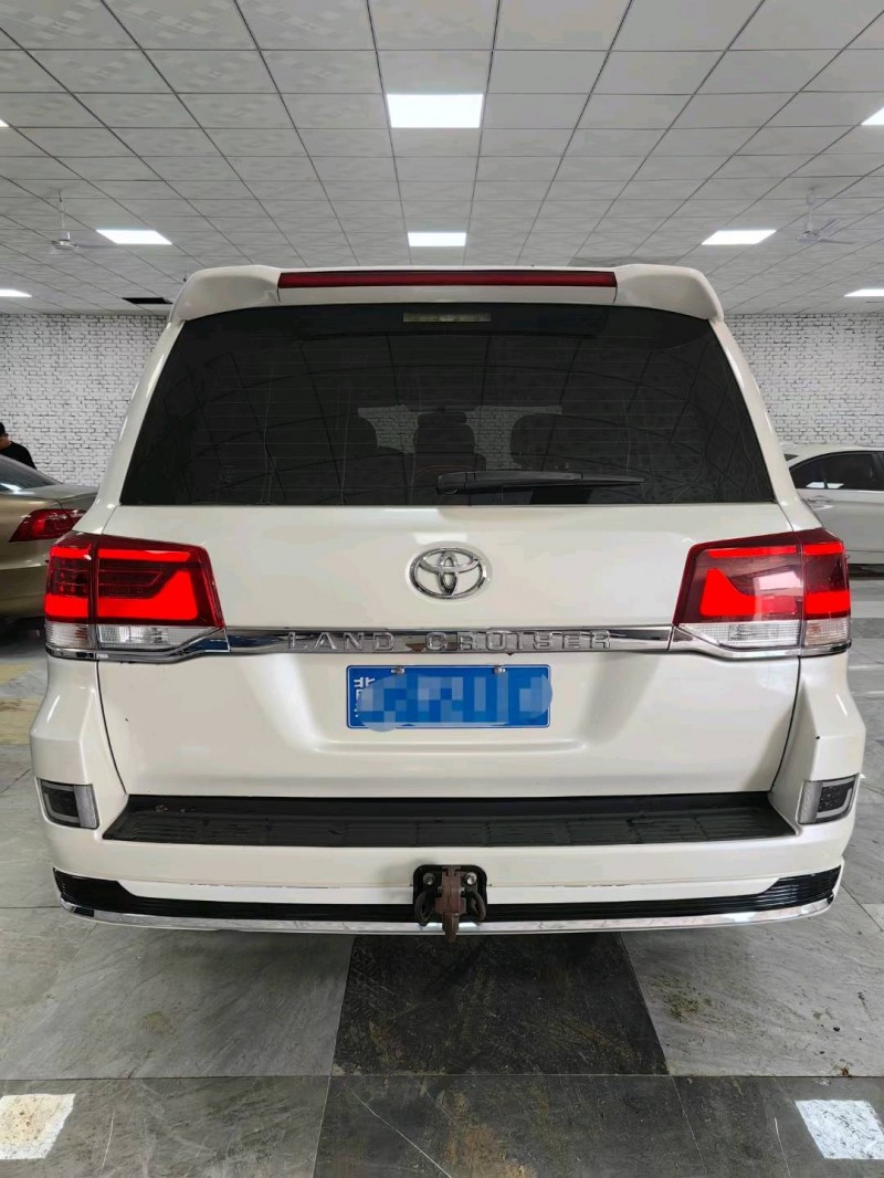 廊坊17年丰田兰德酷路泽4