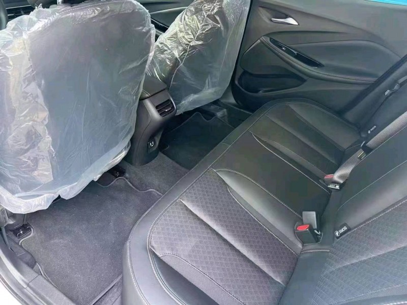 衡阳23年别克威朗4