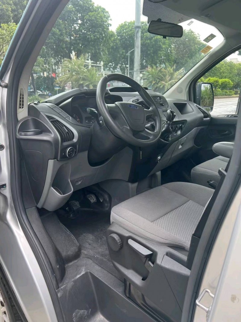 东莞17年福特全顺5