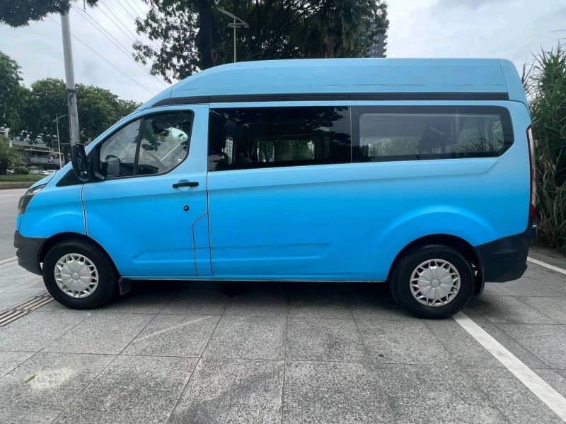 东莞17年福特全顺8