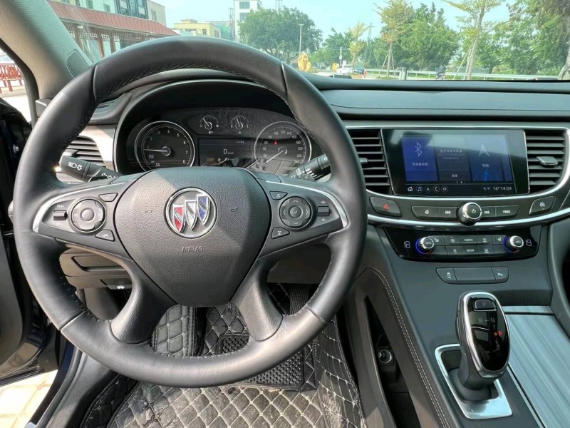 汕头21年别克君越5