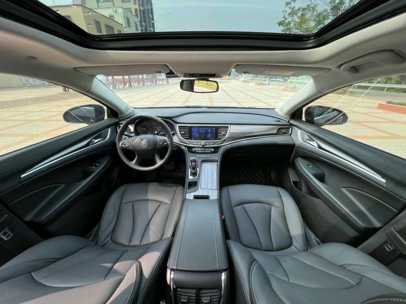 汕头21年别克君越7