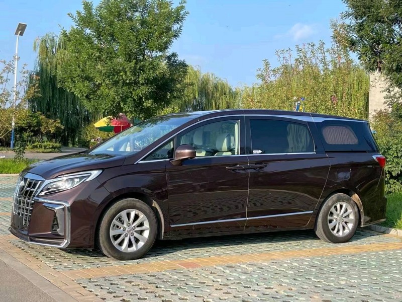 枣庄19年别克GL82