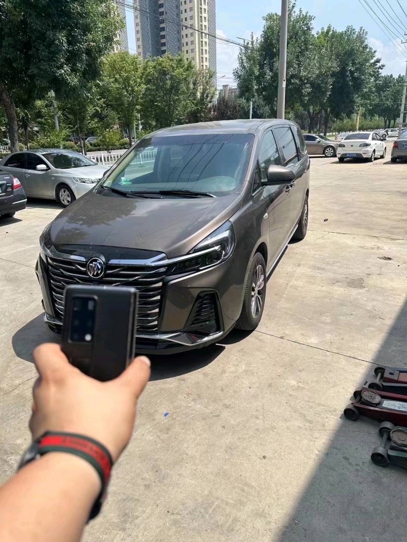 枣庄23年别克GL81