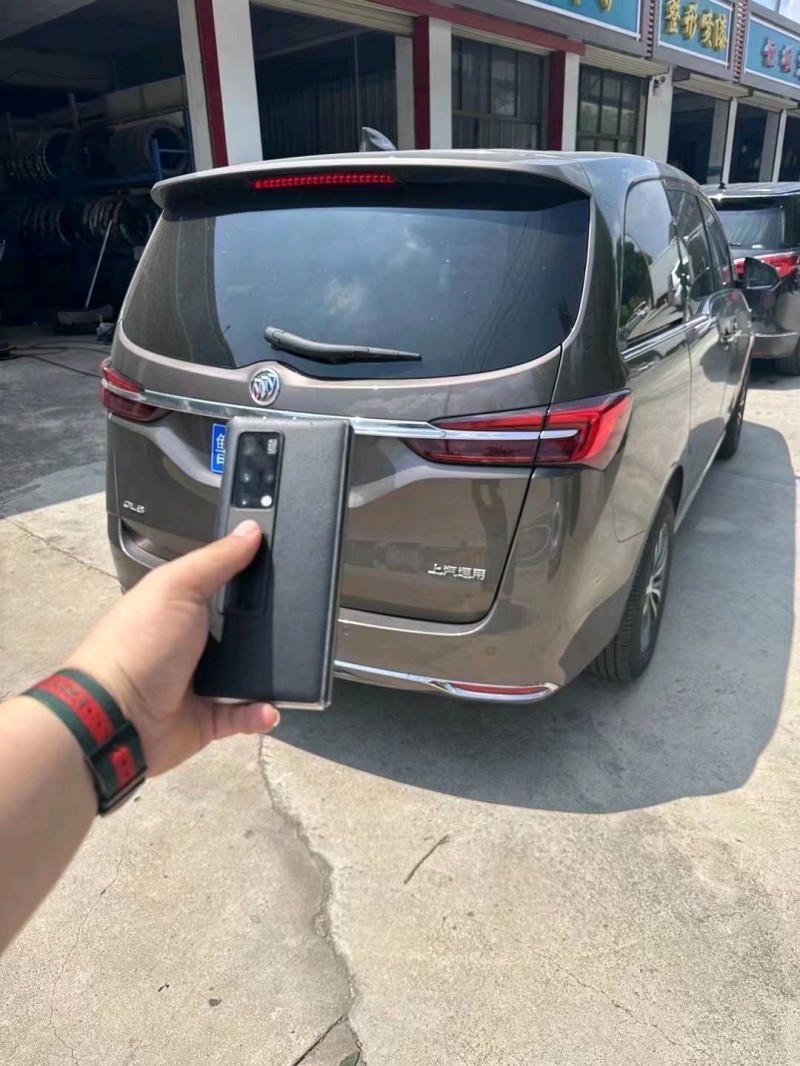 枣庄23年别克GL84