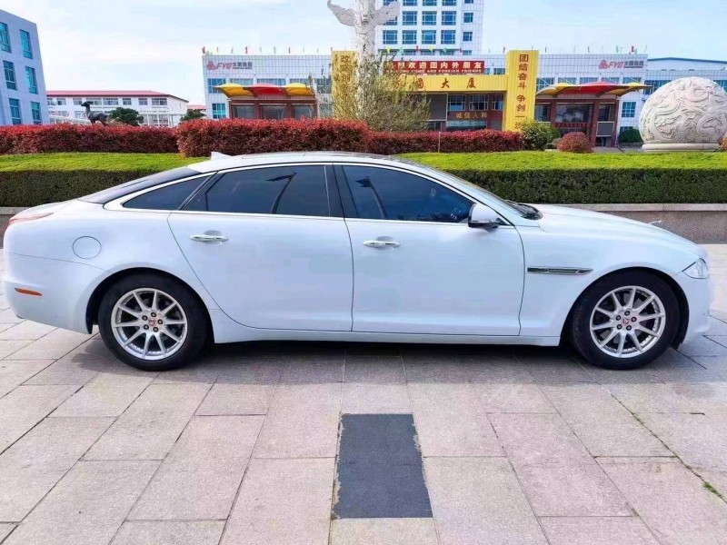 枣庄16年捷豹XJL3