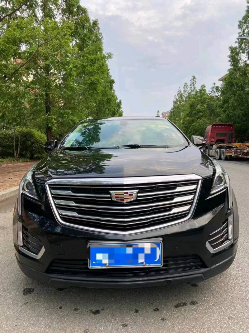 枣庄17年凯迪拉克XT51