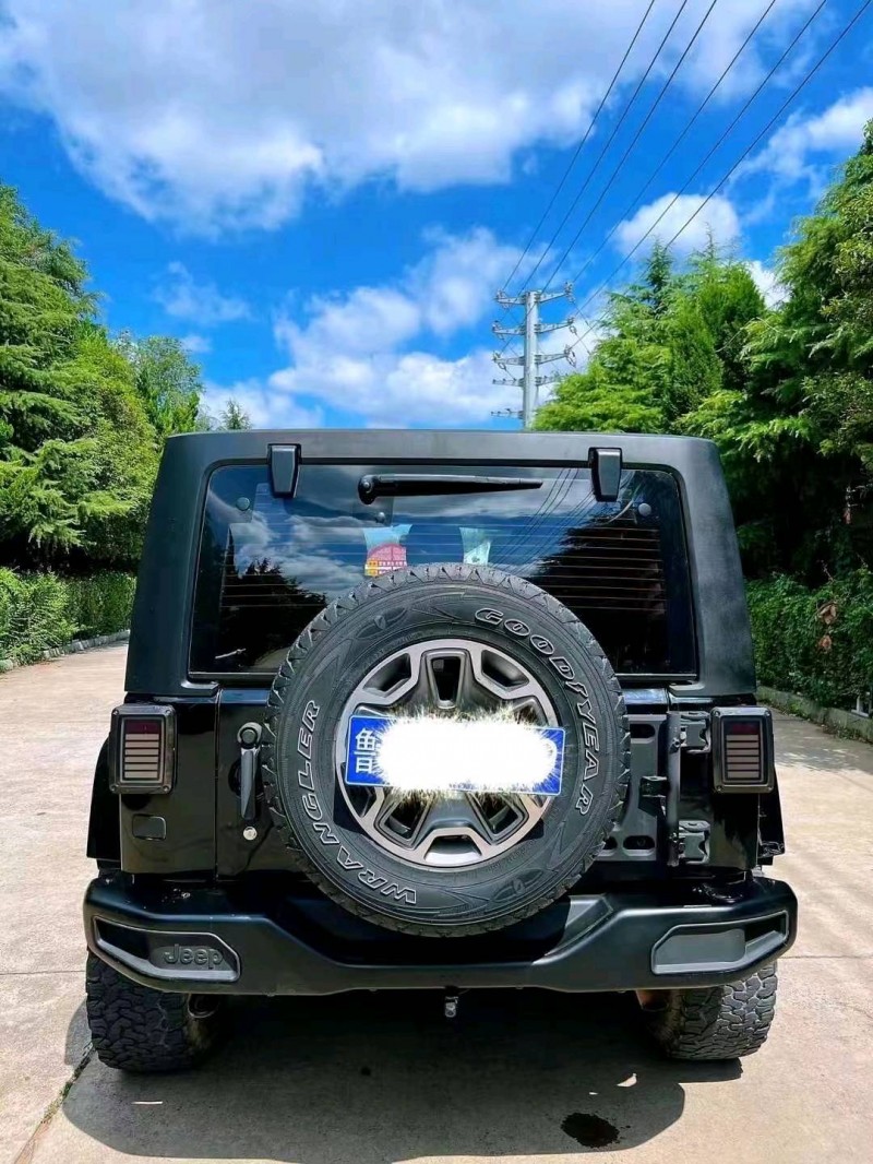 枣庄16年Jeep牧马人2