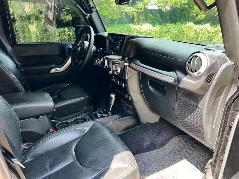 枣庄16年Jeep牧马人4