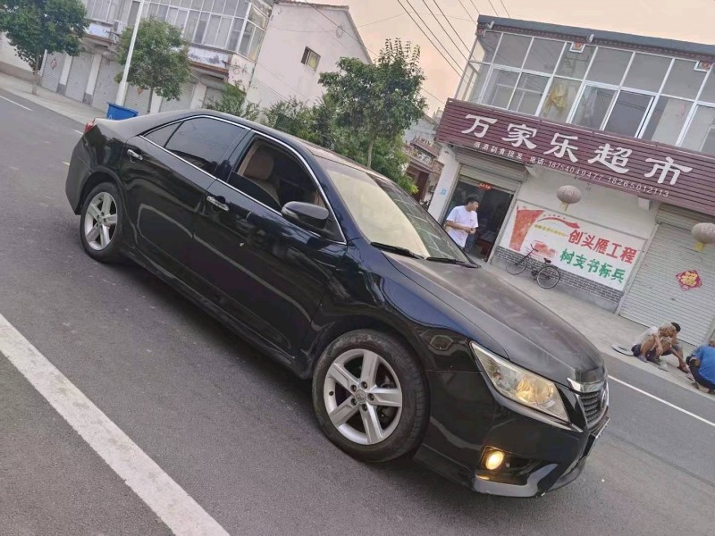 枣庄13年丰田凯美瑞3