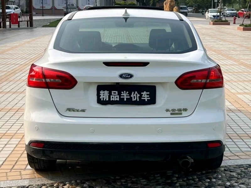 汕头17年福特福克斯9